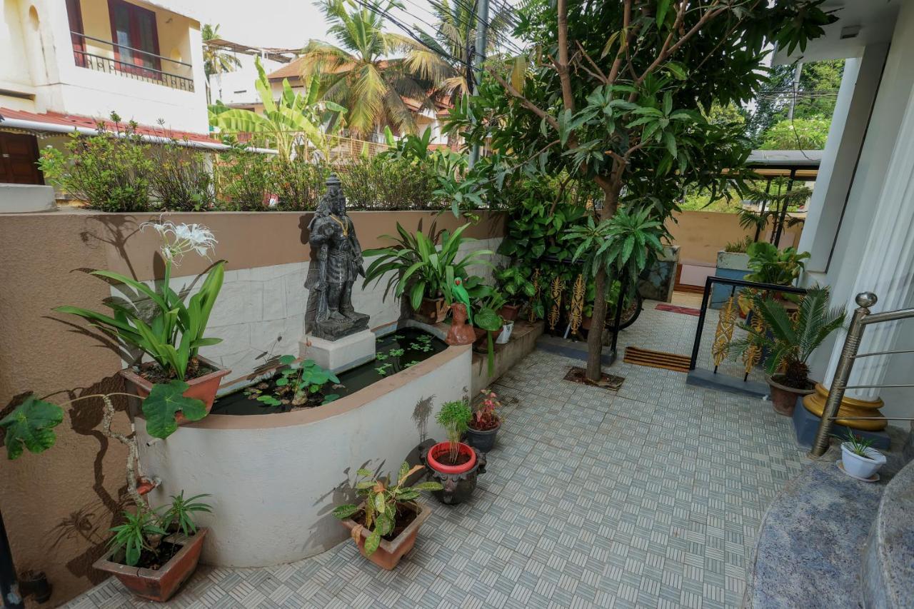 Nalinam Homestay Thiruvananthapuram Buitenkant foto